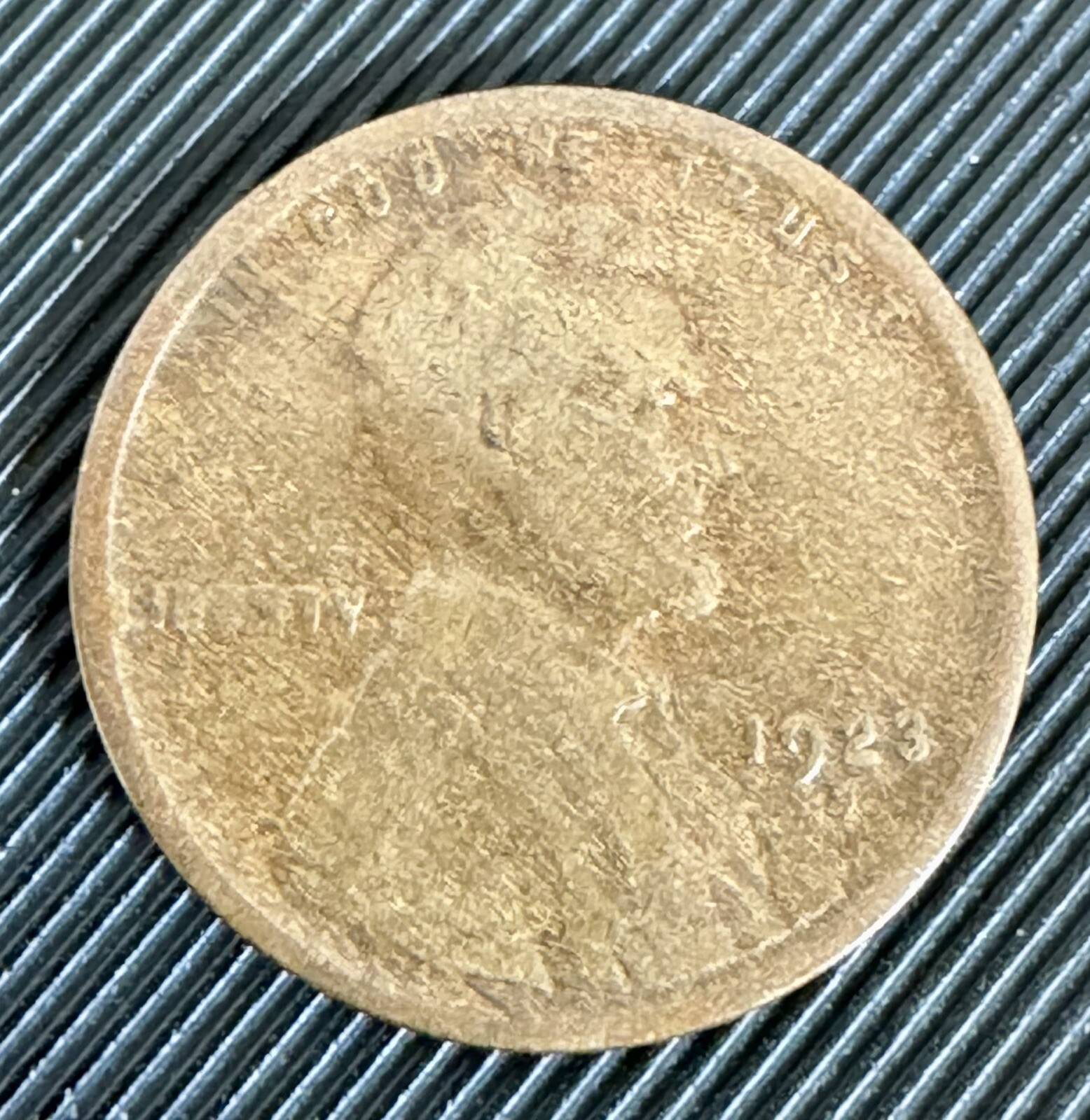 Picture 3 of 4