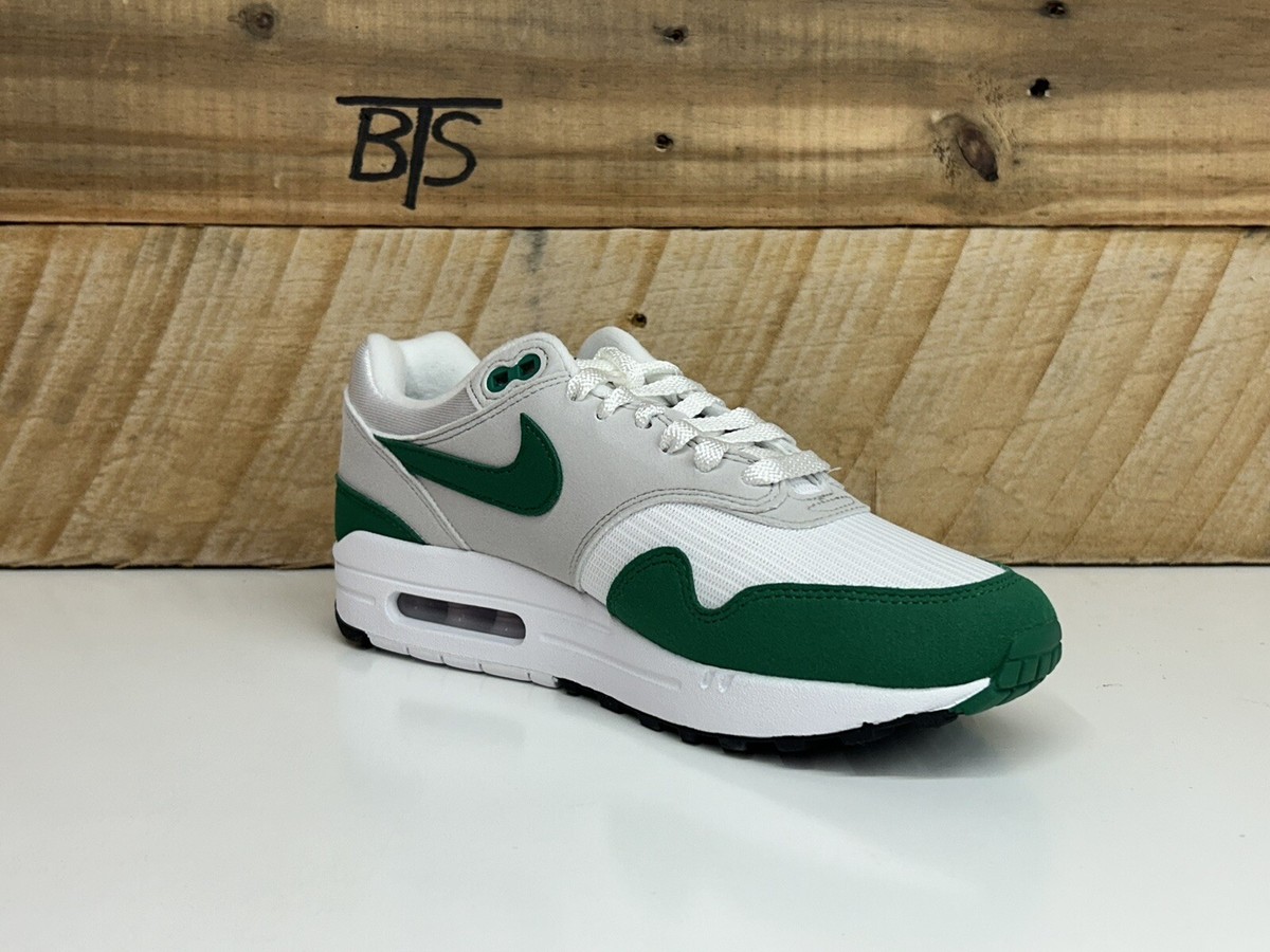 Women's Nike Air Max 1 '87 “Malachite” Size-8.5 Green White Women's Nike Air Max 1 '87 “Malachite” Size-8.5 Green White