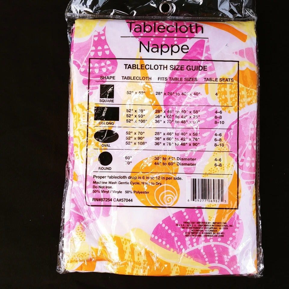 Sea Shell Table Cloth 52" X 70" Vinyl With Matching Paper Napkins Lot of 4 - Image 3 of 4