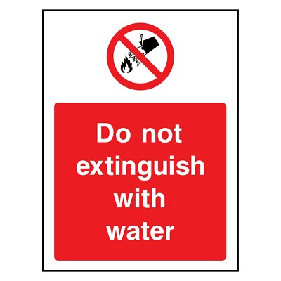 Nicht mit Wasser löschen Schild oder Aufkleber GENE0077