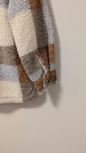 Tilley Endurables Kids Sherpa Shacket, Size 4-5Y Tan Plaid NWTS - Picture 5 of 6