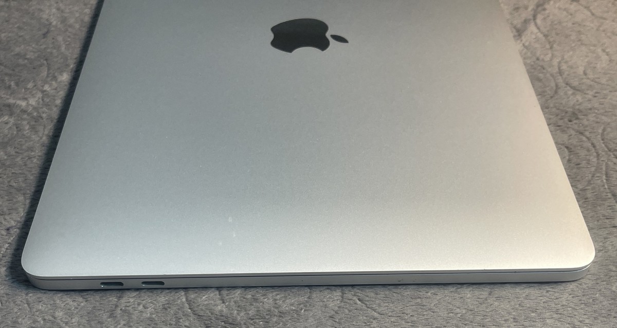 Apple MacBook Pro MWP72LL/A 2020 13.3 Apple MacBook Pro MWP72LL/A 2020 13.3