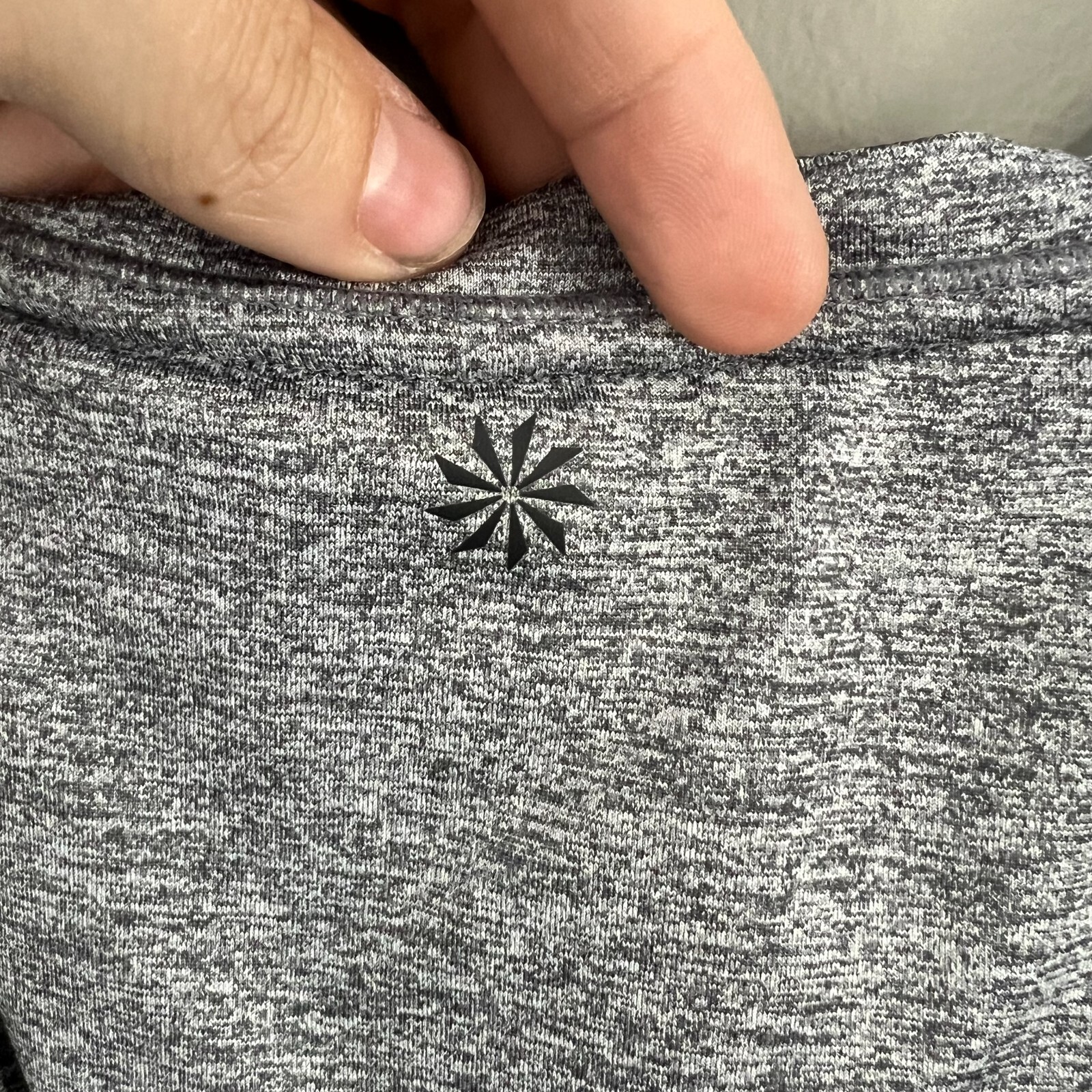 Athleta Heather Gray Split Back Sleeveless Tank T… - image 2