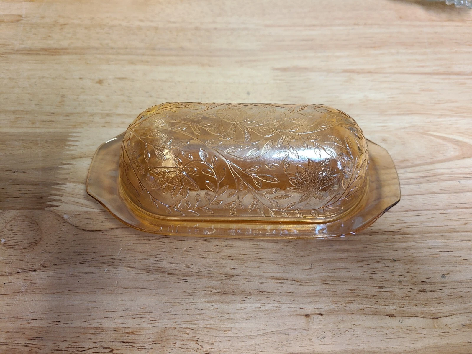 peach color vintage butter dish great condition