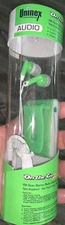 NIB Unisex Audio on the go radio with gel ear buds Battery Included Green
