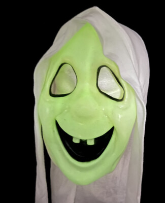 Vtg Fun World Div Fantastic Faces White Shroud Goofy Ghost Glow In The Dark Mask