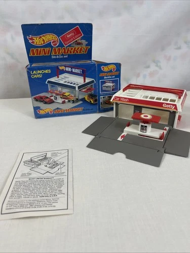 Vintage 1987 Mattel Hot Wheels Mini Market Getty Special Edition Sto & Go Set