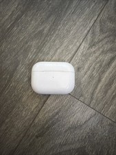 Apple AirPods Pro 1st Generation Wireless Charging Case White