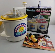 Premier Donvier 4488817 1 QT Quart Pink Hand Crank Ice Cream Maker. Excellent!