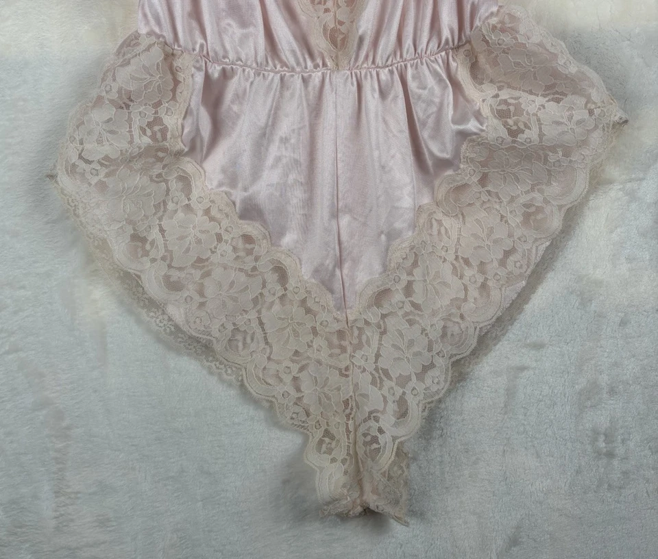 Винтажный JCPenney атласной кружева плюшевый комбинезон скольжения тела/игровой костюм розовый Sz M белье 80-х - Изображение 3 из 4