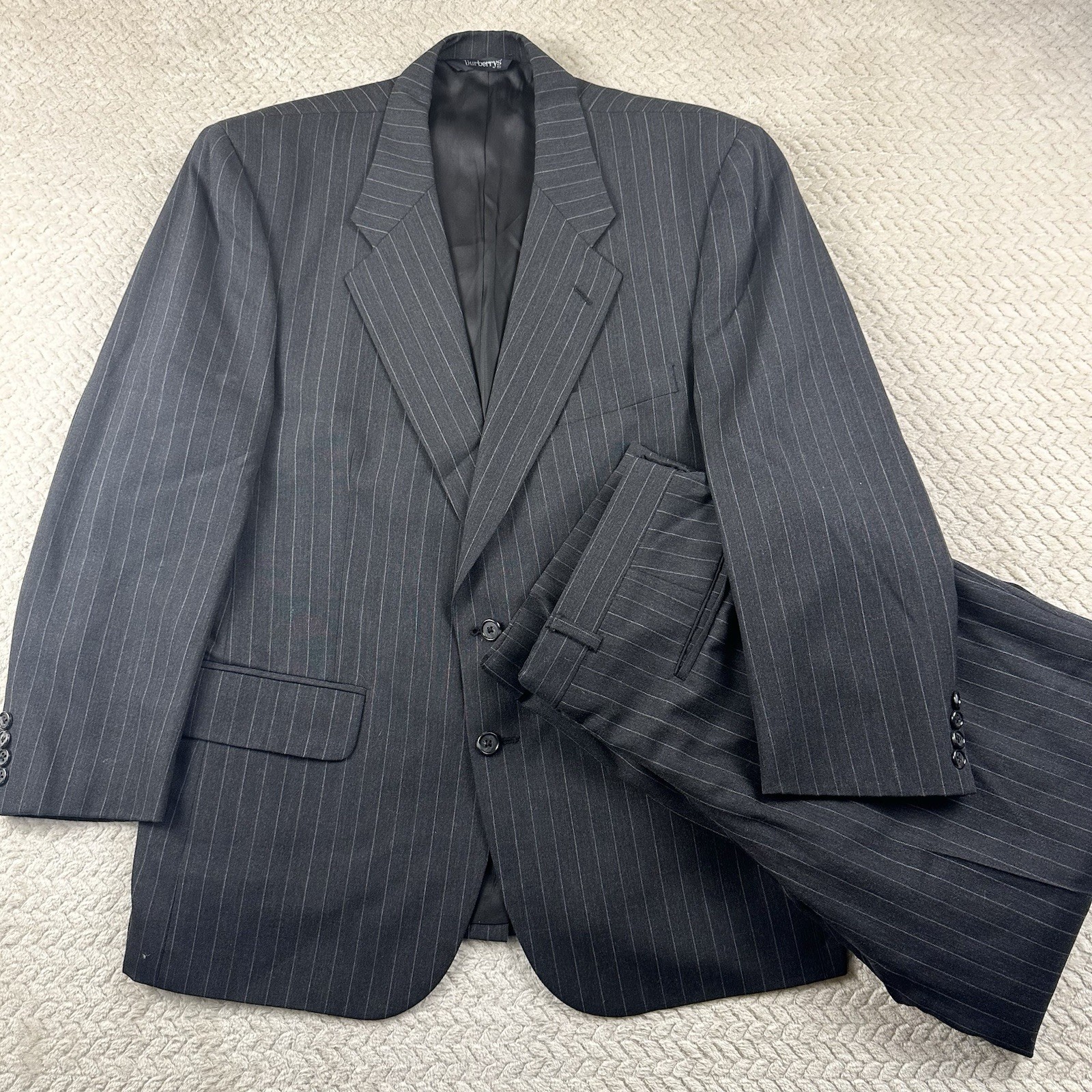 VTG Burberry Suit 44 Gray Pinstripe 2 Button Pants 35 Sophis