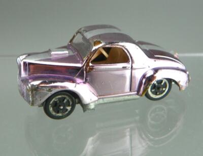 Vintage 1960's Aurora Cigar Box #6131 Diecast Pink Chrome Metallic