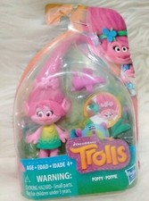 Trolls Mini Poppy- Poppie Play Set. 4 