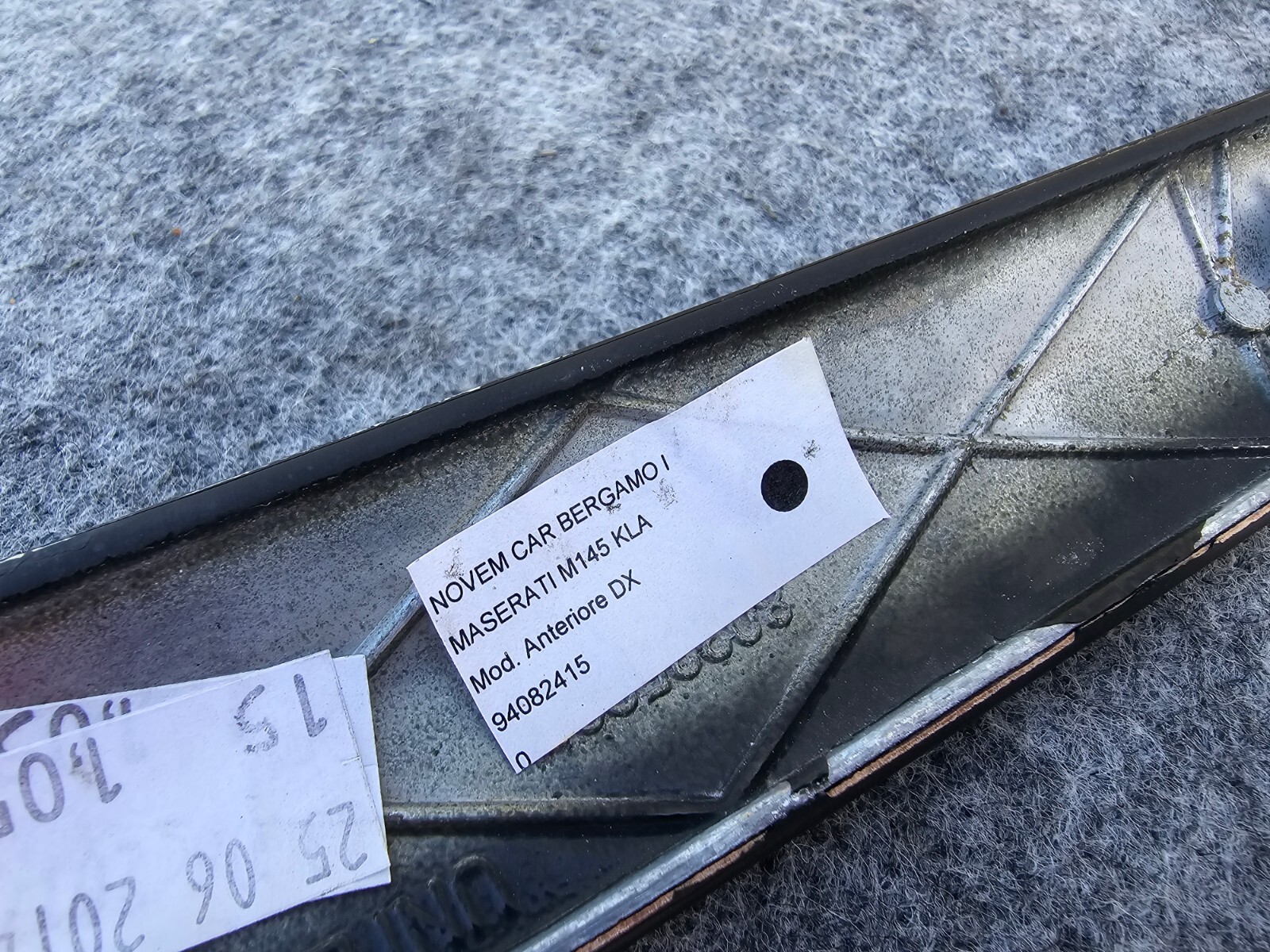 FRONT RIGHT DOOR PANEL WOOD TRIM OEM 36k 08-19 MASERATI GRANTURISMO M145