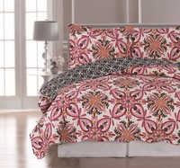 Elaine Karen Luxury Reversible valentina Printed 3-piece Quilt Set - Bedspr... on sale Elaine Karen Luxury Reversible valentina Printed 3-piece Quilt Set - Bedspr... on sale