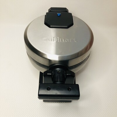 Great Condition Clean Cuisinart Rotating Waffle Maker WAF-F10 Kitchen Appliance