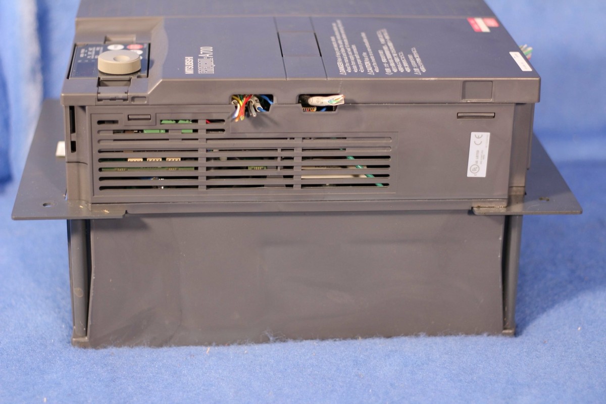 Mitsubishi FREQROL-A700 FR-A740-11K-26 11kw 15HP 480VAC 2 Year