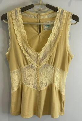 Free People Tan Ivory Lace Y2K Style Sleeveless Tank Shirt Button Trim Size M