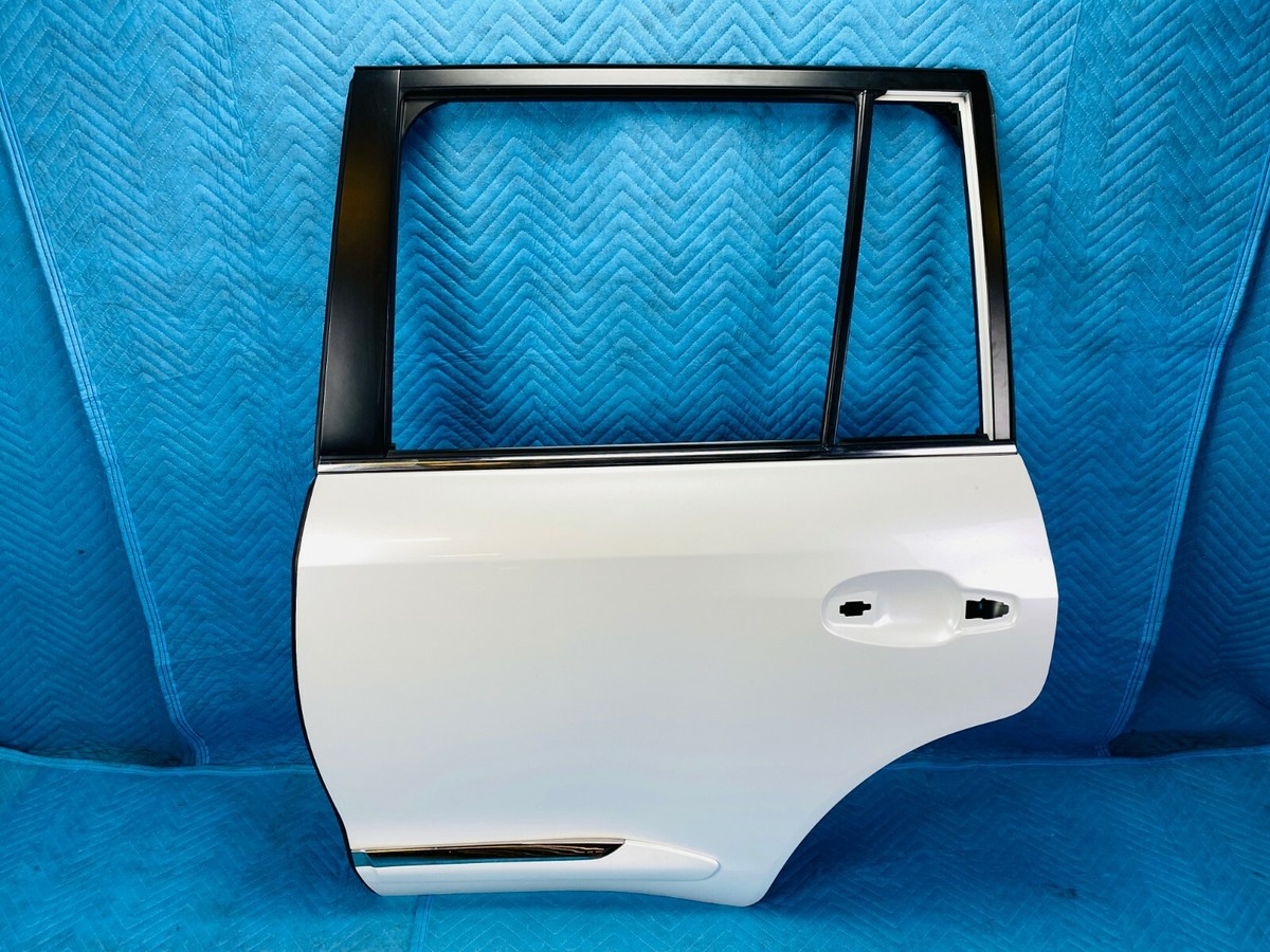 Lexus LX570 Rear Door w/ Moulding Driver Side 2008-2011 White