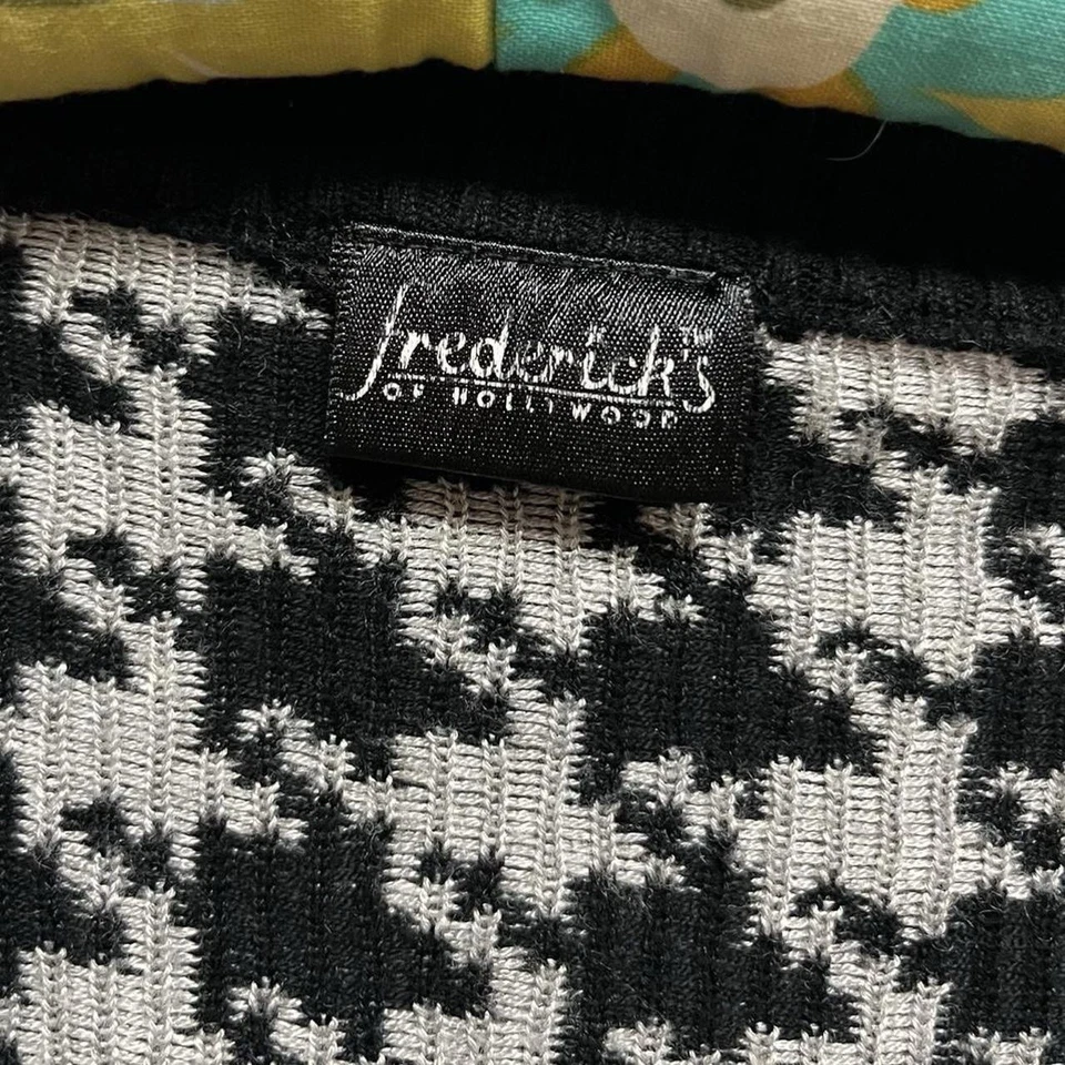 Mini Vestido Suéter Fredricks of Hollywood Blanco y Negro Pata de Gallo Talla Pequeña Foto 3 de 4