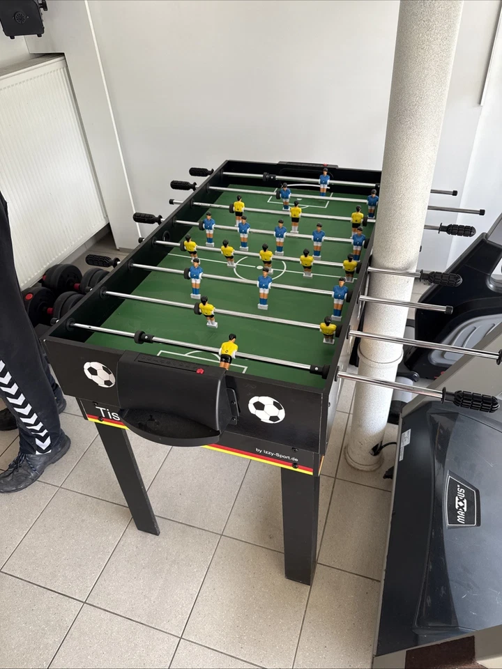 Izzy Multi-Game Tisch 4 in 1 inklusive komplettem Zubehör 123L x 82,5B x 57,8Hcm - Bild 3 von 4