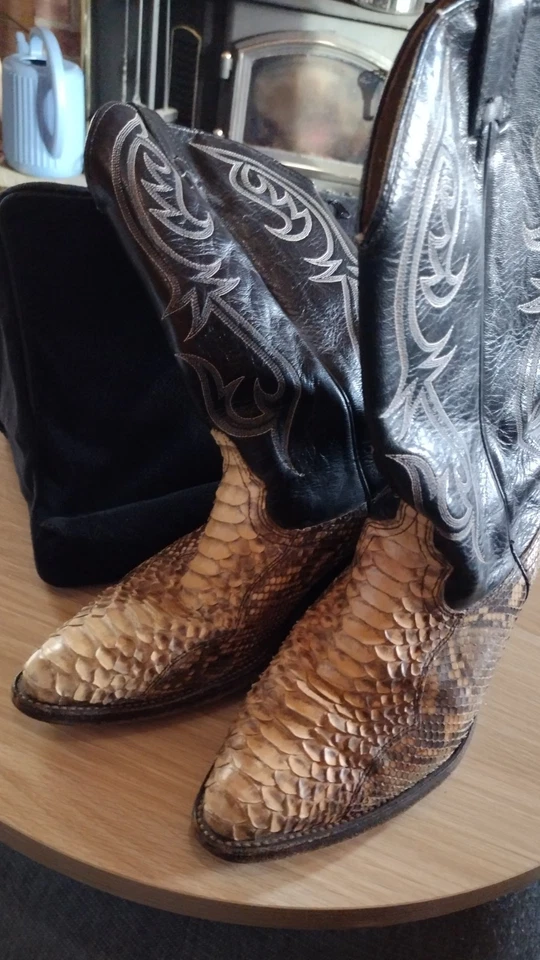 Botas de Vaquero Pitón Corte Trasero De Colección 9.5D Piel de Serpiente Hechas en EE. UU. Foto 3 de 4