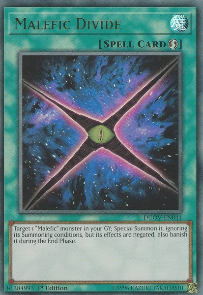 Malefic Divide - DUOV-EN044 - Ultra Rare - 1st Edition Lightly Played