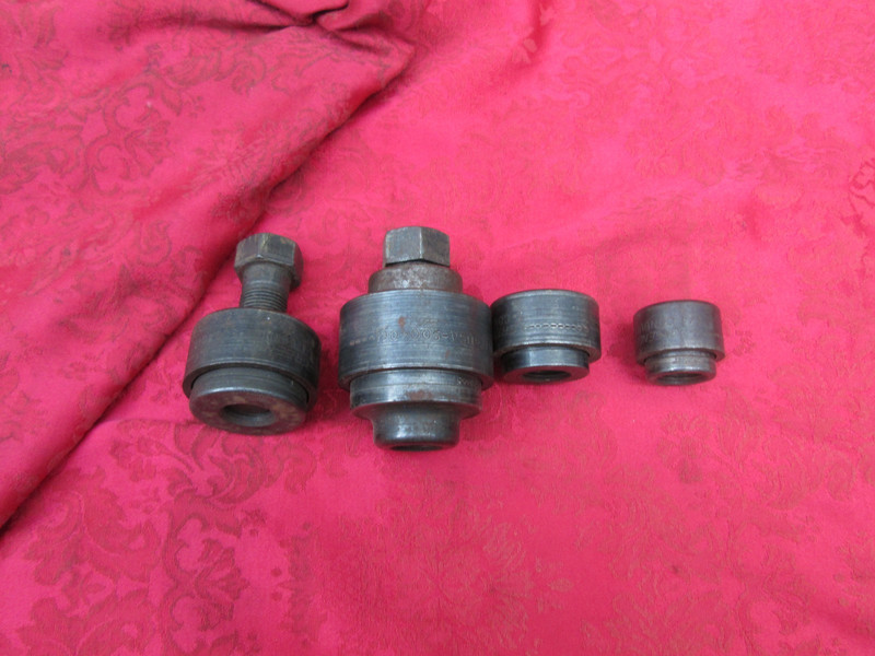 Greenlee 1-1/2”  , 1-1/4'' , 1'' , 3/4'' Conduit Knockout Punch & Die Set