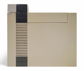 NINTENDO ENTERTAINMENT SYSTEM NES-001 CLASSIC 1985 VIDEO GAME CONSOLE BUNDLE