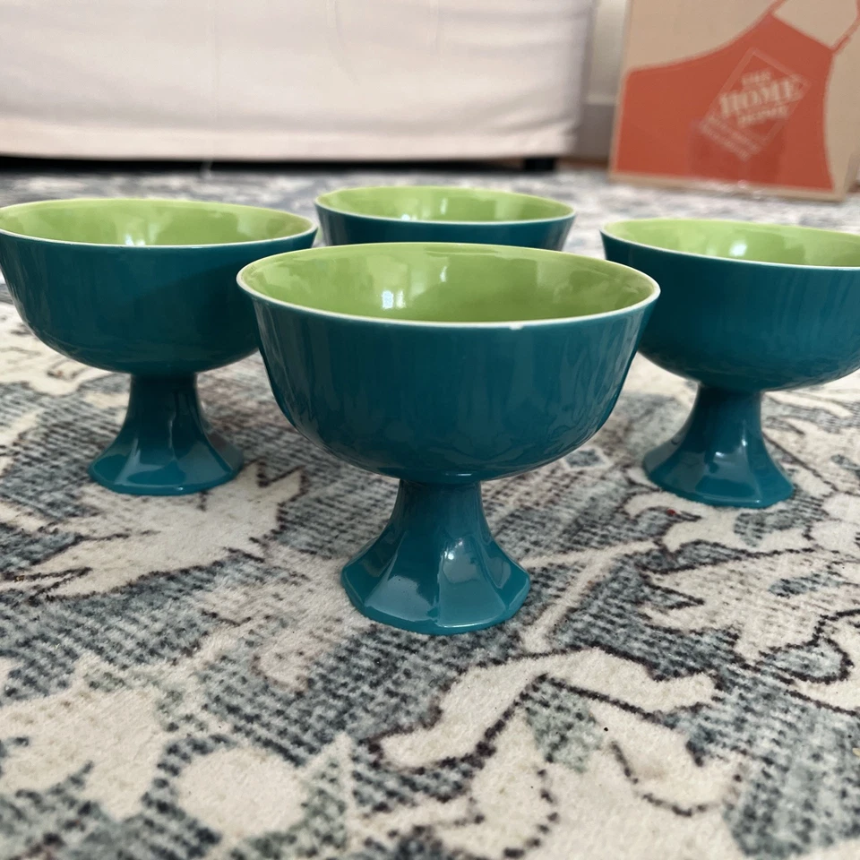 4 Footed Sherbet, Ice Cream Glass, Teal And Lime Unknown Milk Glass Brand - Image 2 of 4