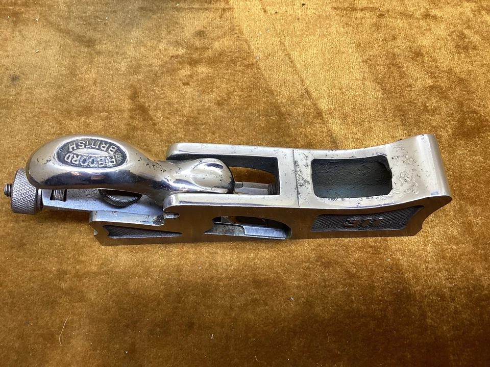 Record 311 Shoulder & Chisel Plane (Early Version) Good But Damage To Plating. - Image 4 of 4