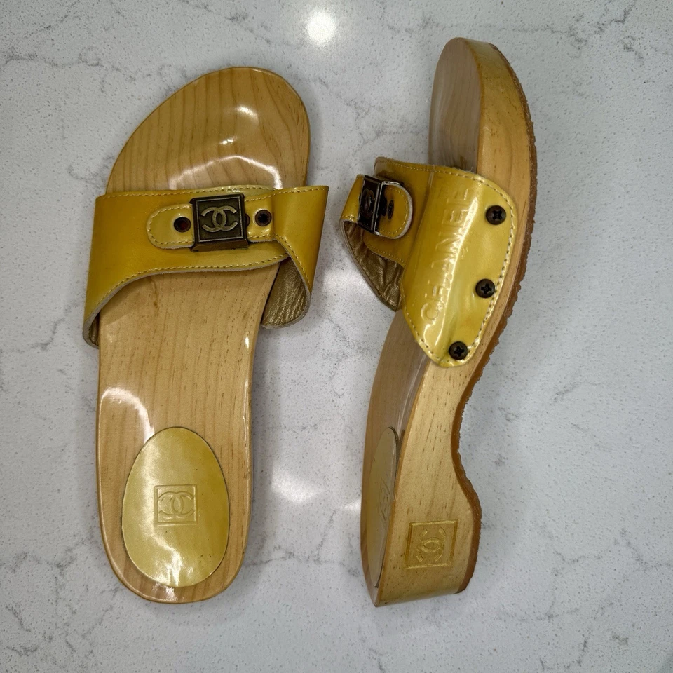 Auténticos zuecos CHANEL, mujer talla EU38 Foto 2 de 4