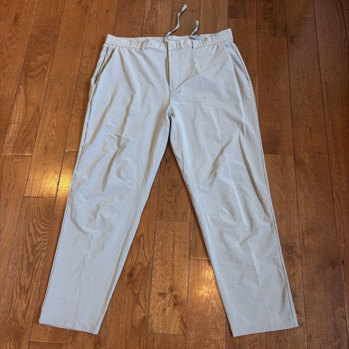 Neu ohne Etikett Fabletics The Only Pant Performance Herrenhose Chinohose Golf grau XL (38x29) - Bild 1 von 12