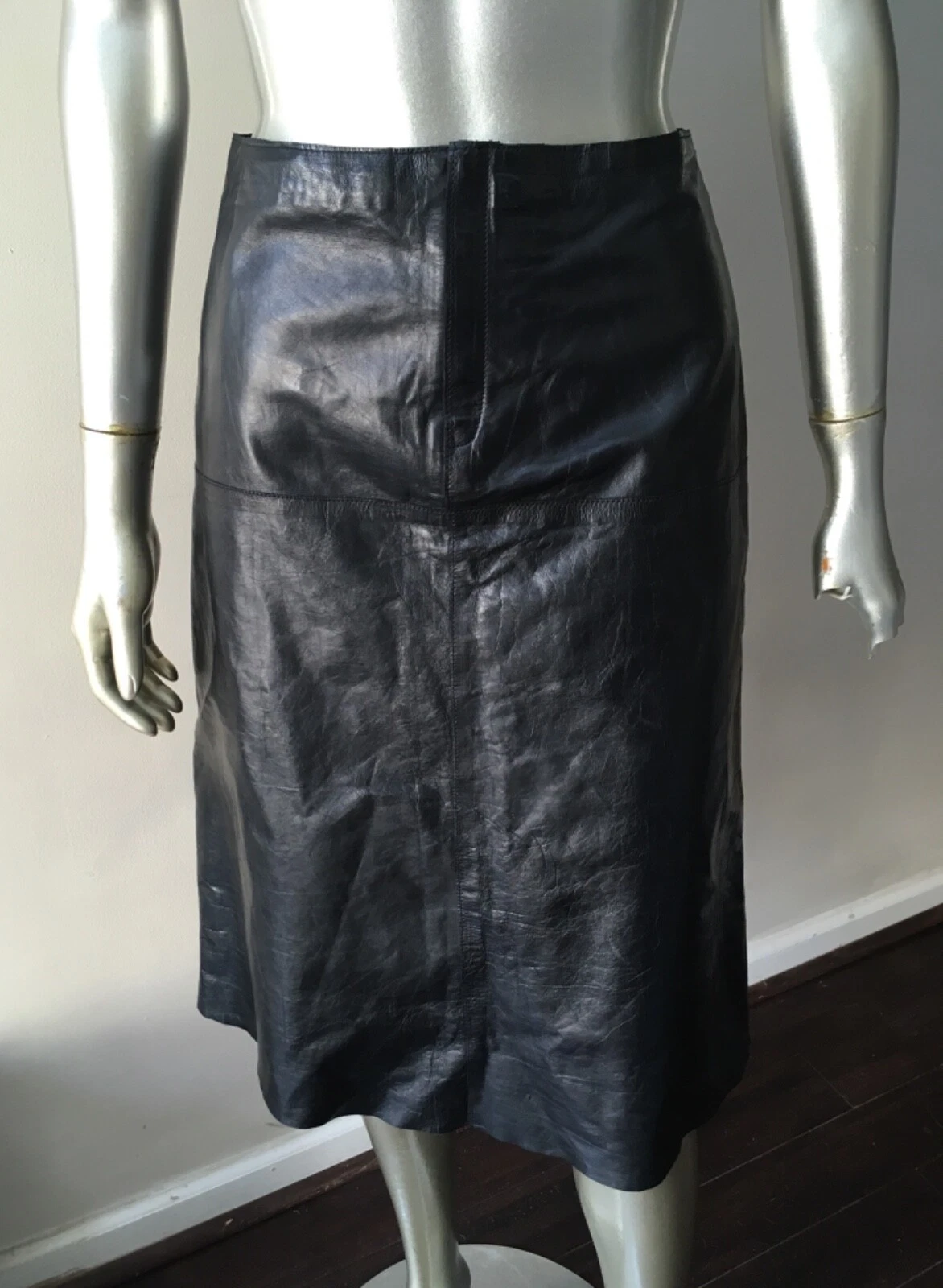 Banana Republic Vintage Genuine Real Leather A Line Black midi Skirt Sz 2