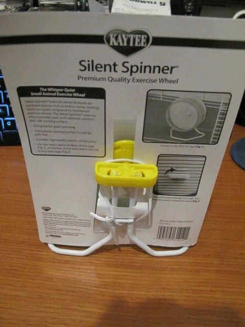 kaytee silent spinner exercise wheel