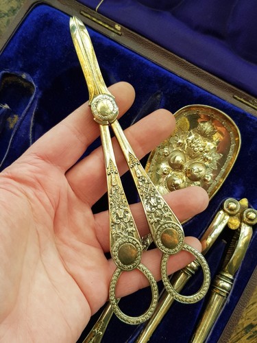 Silver Plated Nutcracker Berry Spoon Grape Scissor Set Antique Victorian Rd Mark - Picture 10 of 24