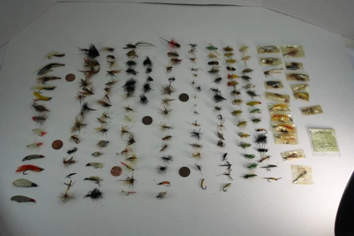 lot 160+ Vintage Fly Fishing Flies Nymphs Hair Fur Feathers