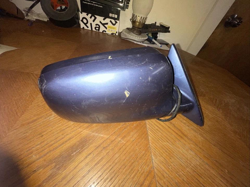 1991 Mazda Protege Right side mirror. Blue — 第 2/4 张图片