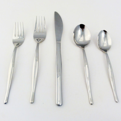 SPLENDIDE CELENE 5 Piece Place Setting NEW NEVER USED made Korea 18/8 Stainless
