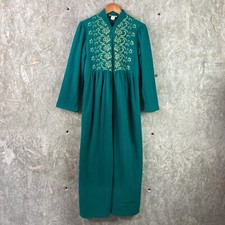 Vintage Cachet Size S Green Embroidered Zip Front Long Robe Pockets