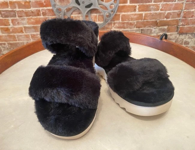 Sandali Koolaburra by UGG neri 10 41 pelliccia sintetica slide fuzz on NUOVI ciabatte