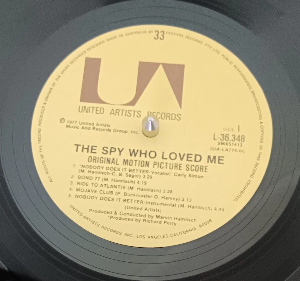 Marvin Hamlisch ‎– The Spy Who Loved Me - 1977 LP record VG, cover poor - Image 3 of 3