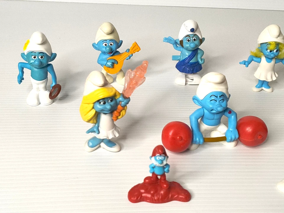 8x (Smurfs Mcdonalds 2011) + 2x (Mini Smurf 2017) Happy Meal Toys - Parts - image 2 of 4