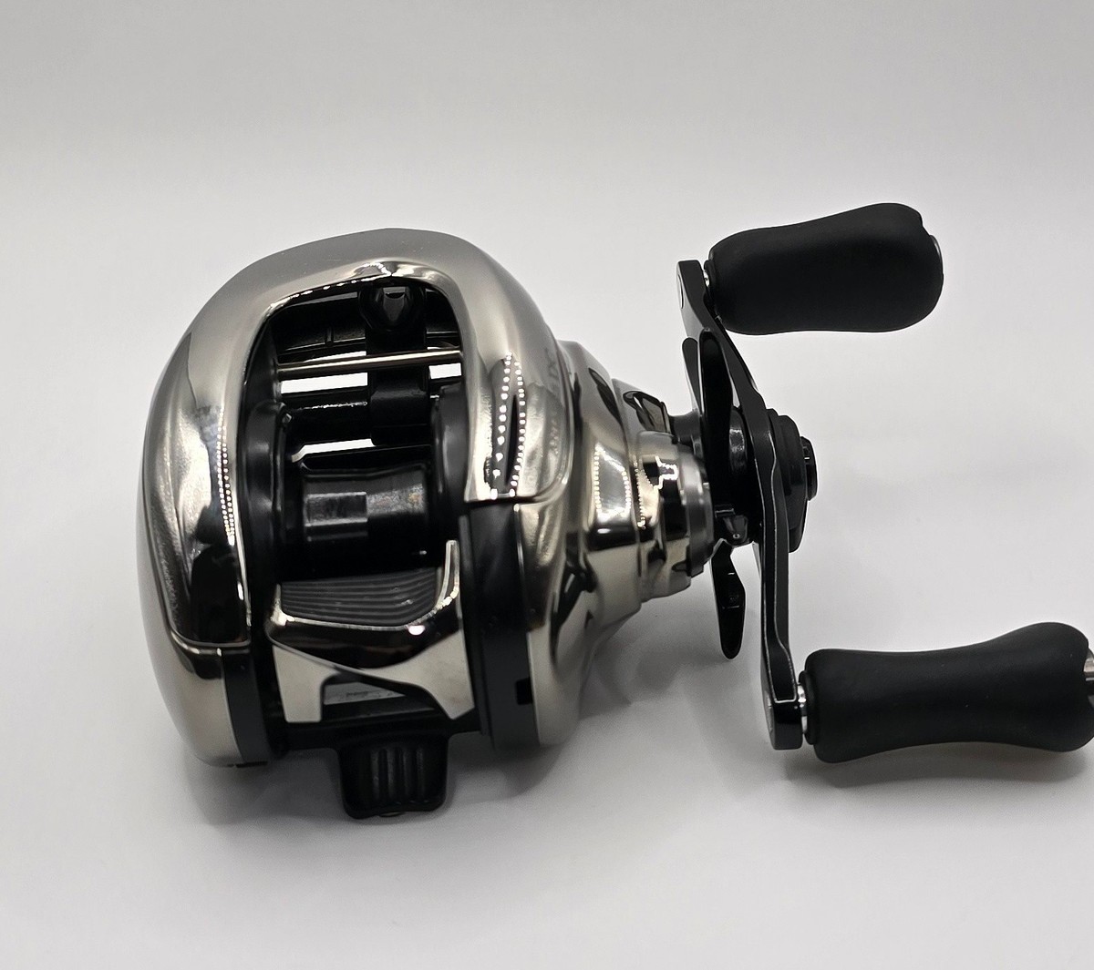 Shimano 21 Antares DC Right Handle Spinning Reel for sale