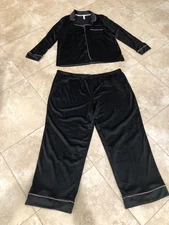 Joyspun Black Velour Mismatched Pajama's - Top = XL, Bottom = 3X - See Below