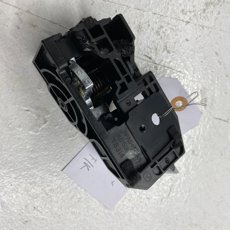 MAZDA CX-5 2017 - 2021 REAR OR FRONT RIGHT PASSENGER DOOR INTERIOR HANDLE OEM - Image 4 of 4