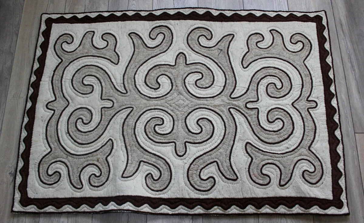 Grand Tapis Shirdak Kirghiz Fait Main En Laine Feutrée - Beige, 2.53m X 0.85m