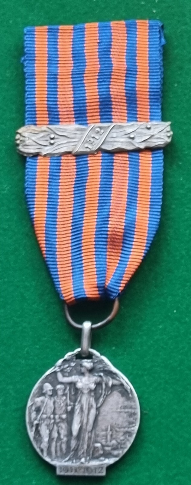 Foto 2 di 22