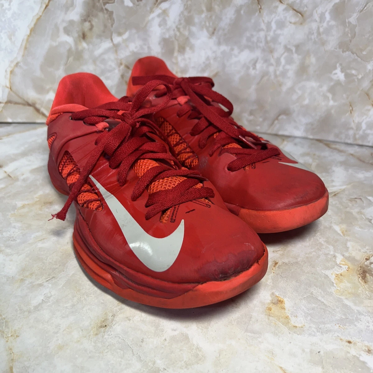 Hyperdunk store low red