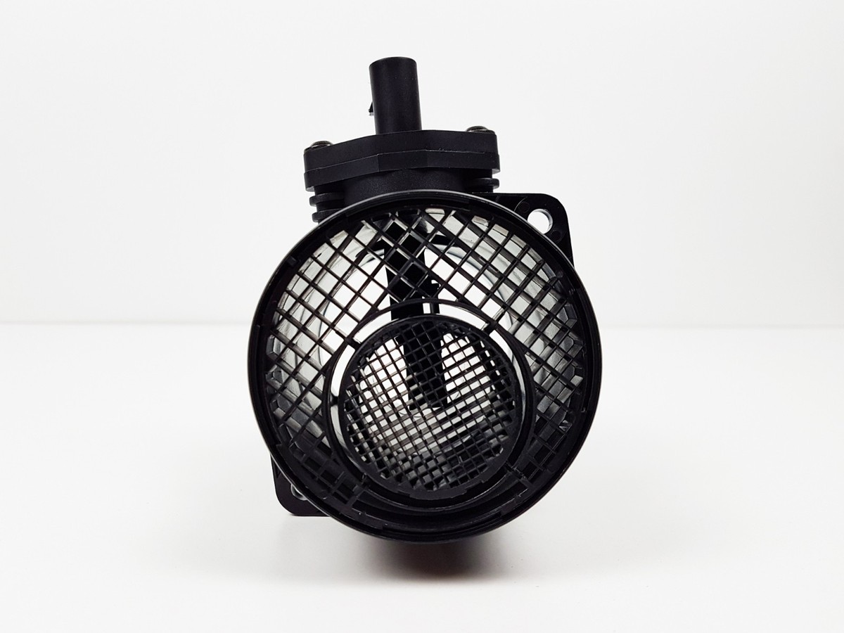 VW Transporter T4 T5 Bus 2.5 TDI Mass Air Flow Meter MAF Sensor  